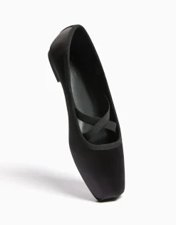 FEMME BERSHKA New*Ballerines satinées élastiques