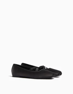 FEMME BERSHKA New*Ballerines satinées élastiques
