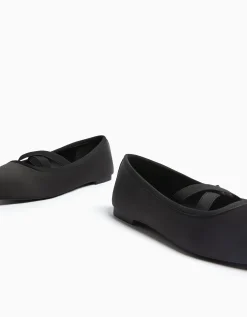 FEMME BERSHKA New*Ballerines satinées élastiques