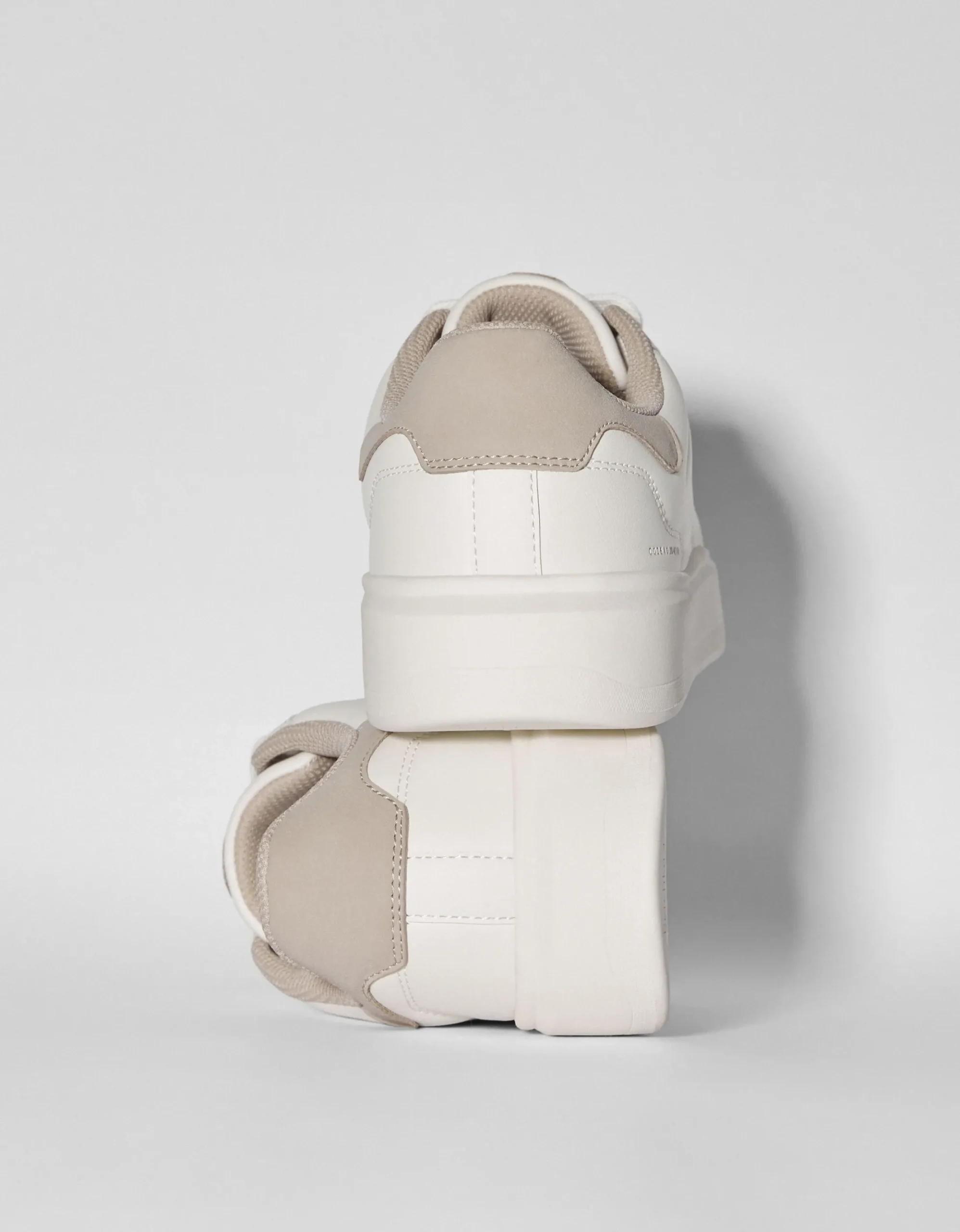 HOMME BERSHKA Basiques*Baskets bi-matière homme