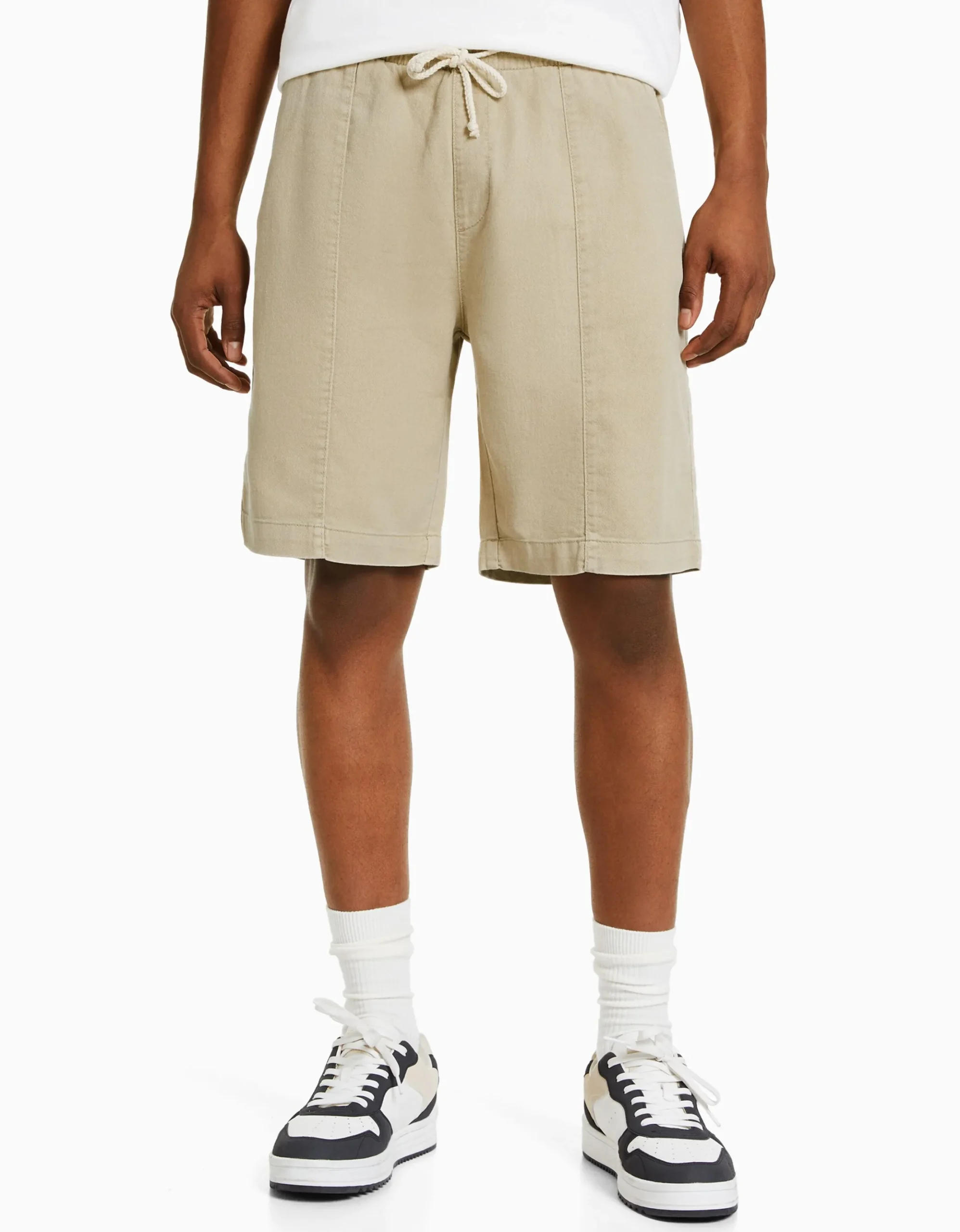 HOMME BERSHKA Bermudas*Bermuda jogger effet rustique