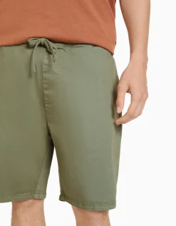 HOMME BERSHKA Bermudas*Bermuda style jogger