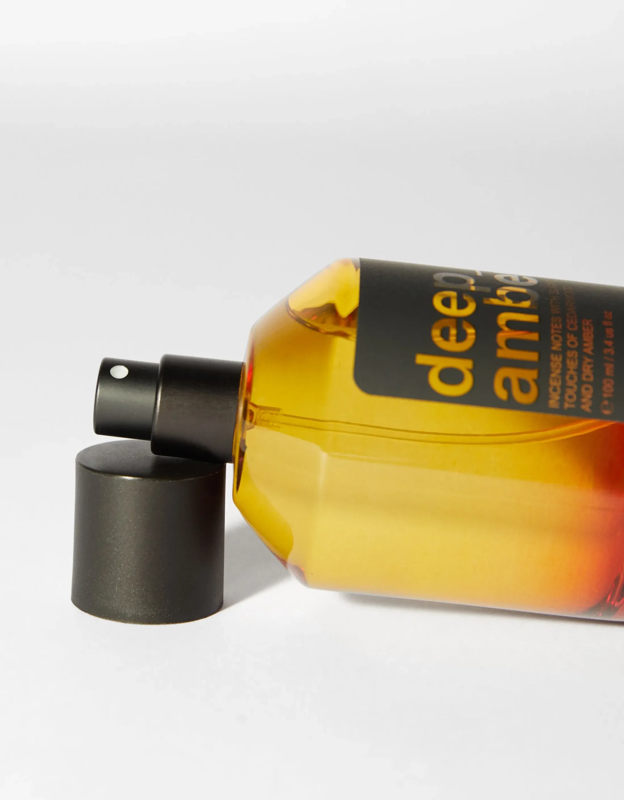 HOMME BERSHKA Tout voir* Deep Ambar Eau de Toilette 100 ml