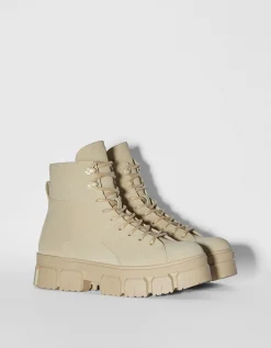 HOMME BERSHKA Bottines*Bottes à lacets semelle crantée homme