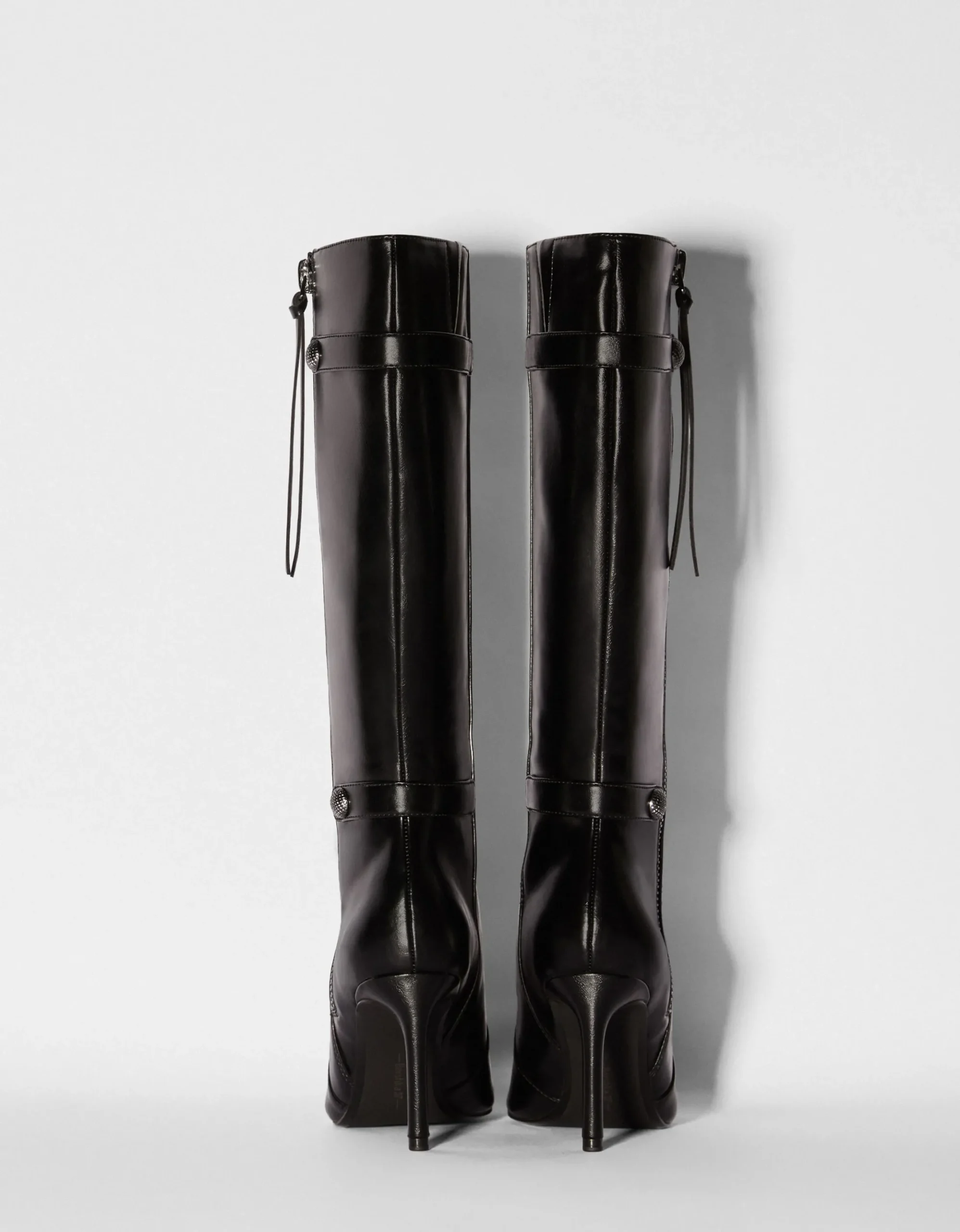 FEMME BERSHKA Bottes*Bottes talon aiguille détails métallisés