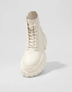FEMME BERSHKA Bottes et bottines*Bottines à lacets plateforme rayée