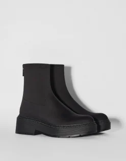 FEMME BERSHKA Bottes et bottines*Bottines plates moulantes