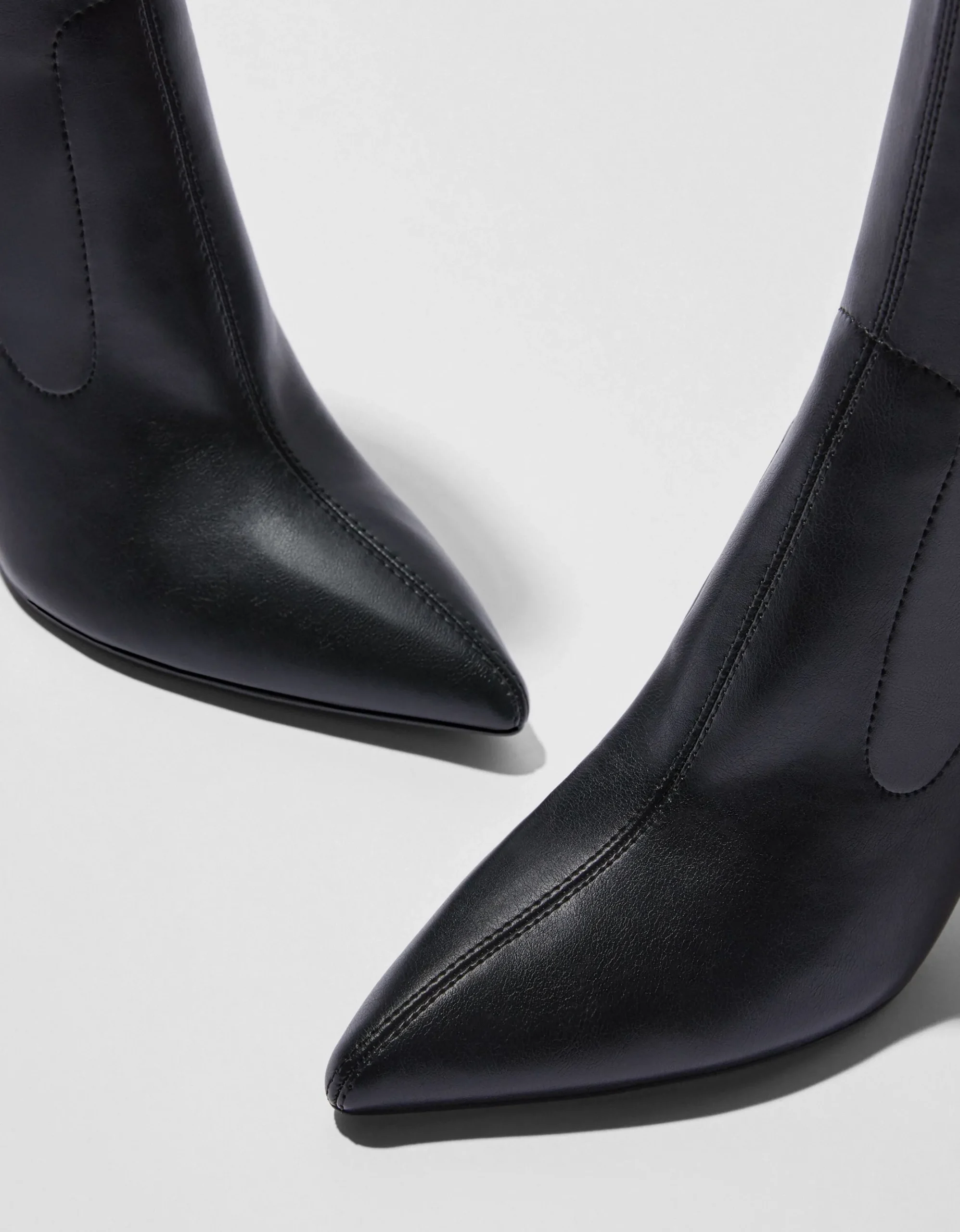 FEMME BERSHKA Bottes et bottines*Bottines talon moulantes