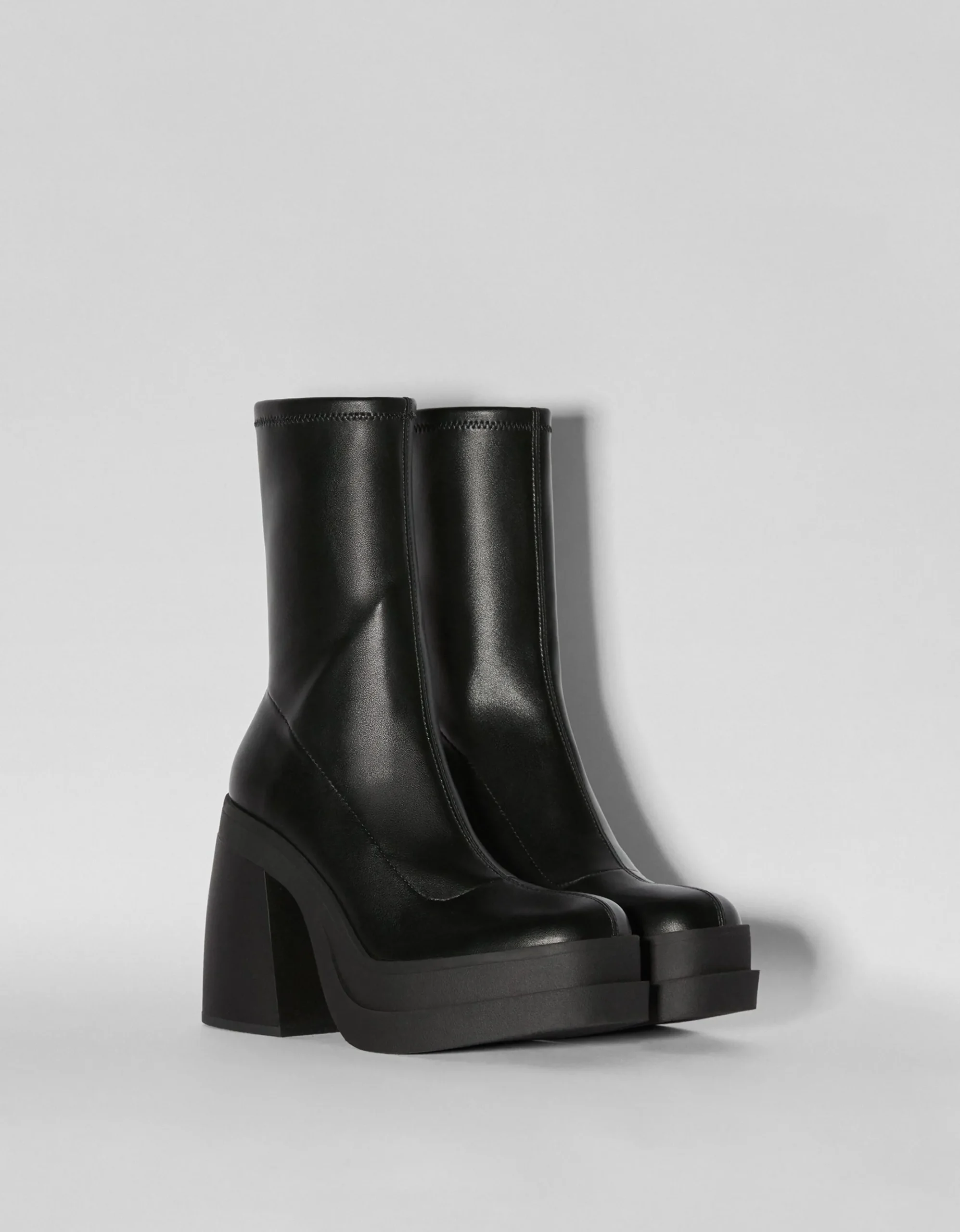FEMME BERSHKA Similicuir*Bottines talon plateforme moulantes