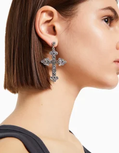 FEMME BERSHKA Tout voir*Boucles d’oreilles croix