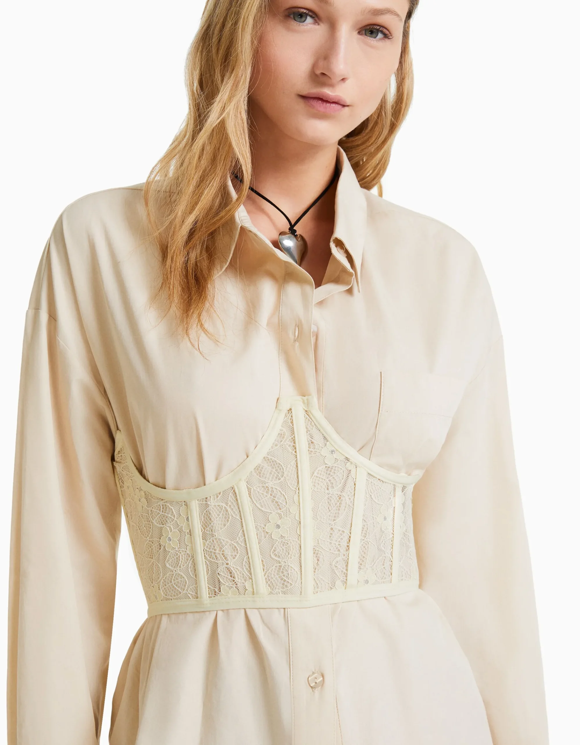 FEMME BERSHKA Ceintures*Corset dentelle