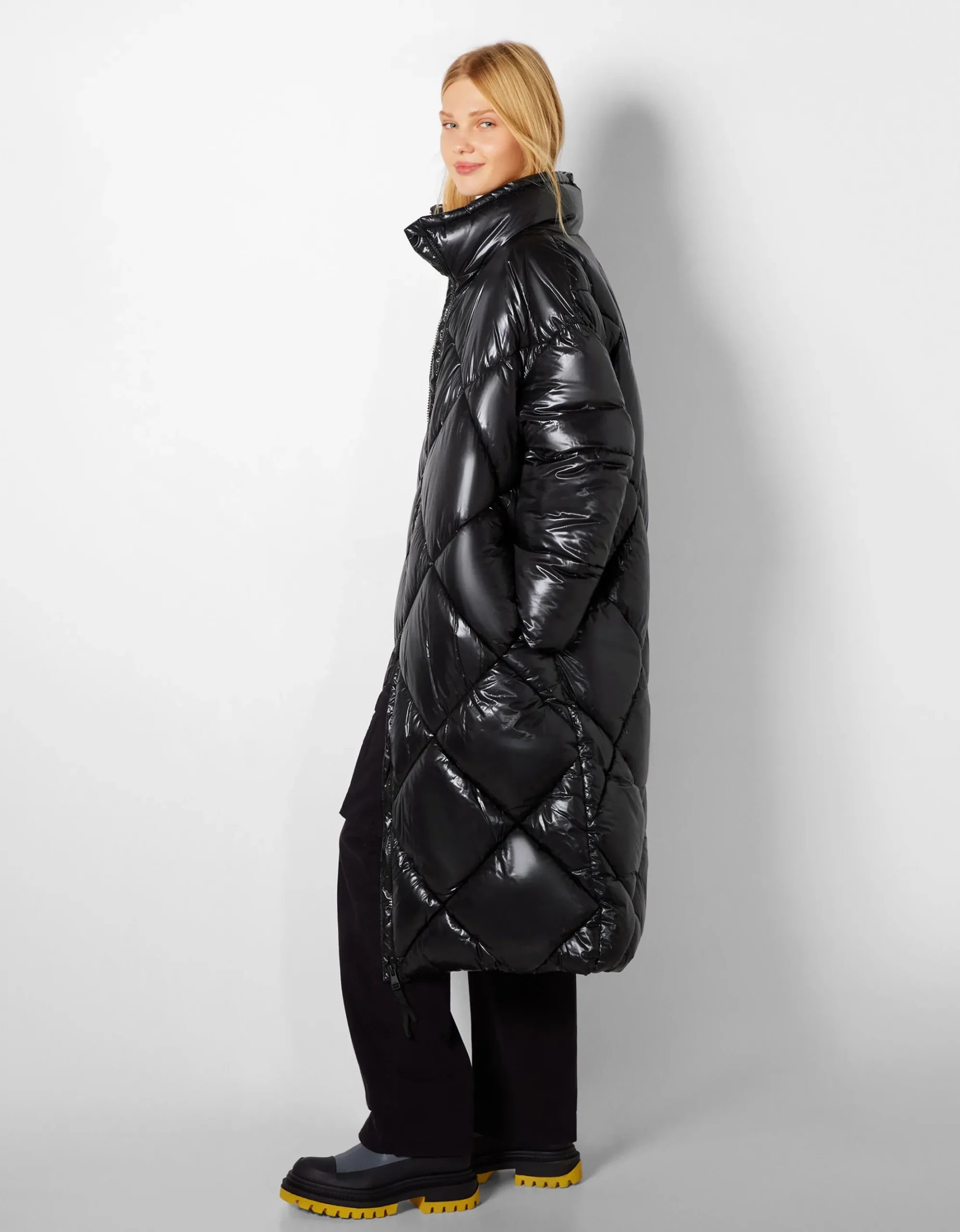 FEMME BERSHKA Trenchs et manteaux*Doudoune longue