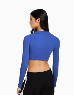 FEMME BERSHKA Tee-shirts*Gilet cropped col polo boutons