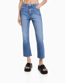 FEMME BERSHKA Vêtements*Jean cropped flare