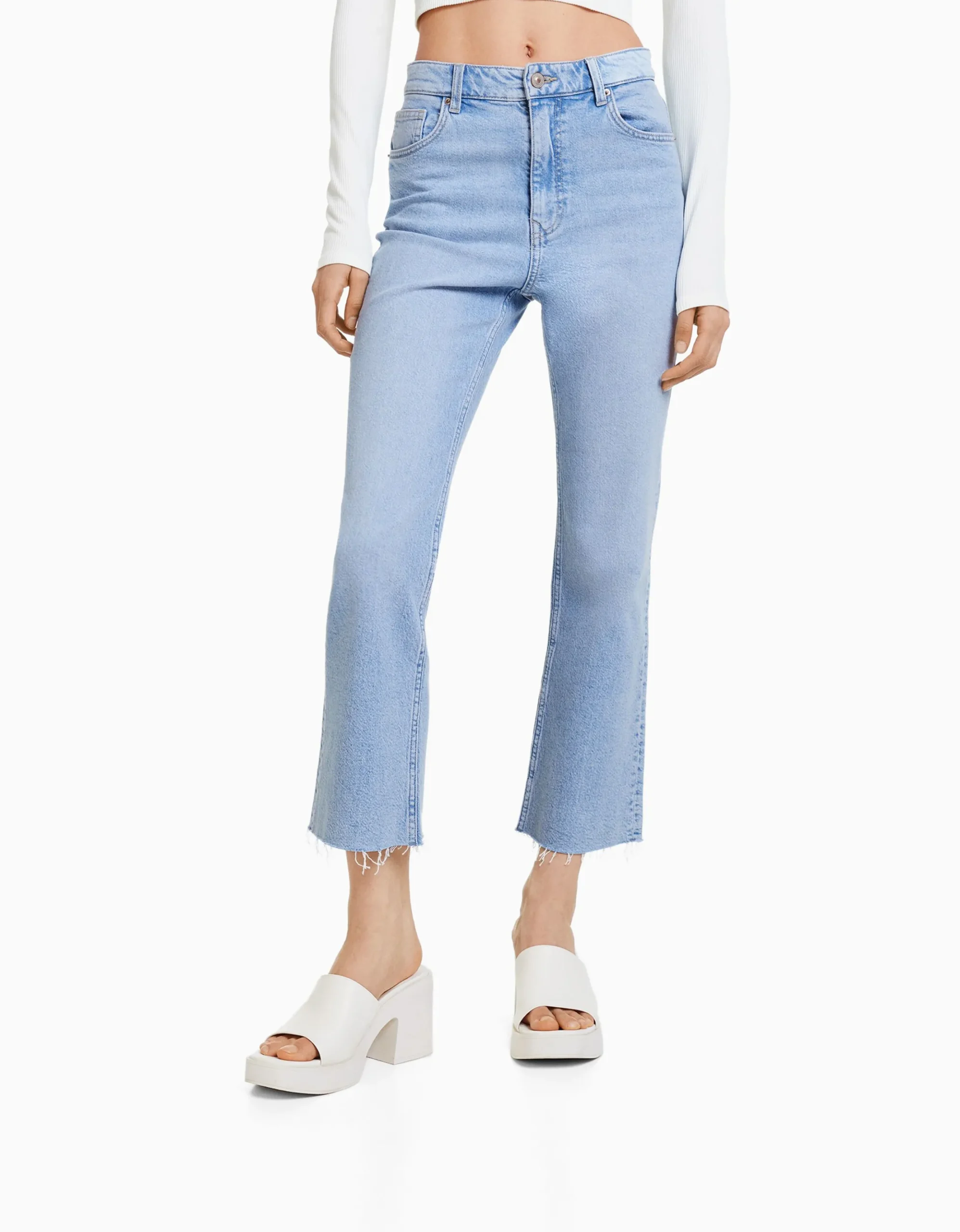 FEMME BERSHKA Vêtements*Jean cropped flare