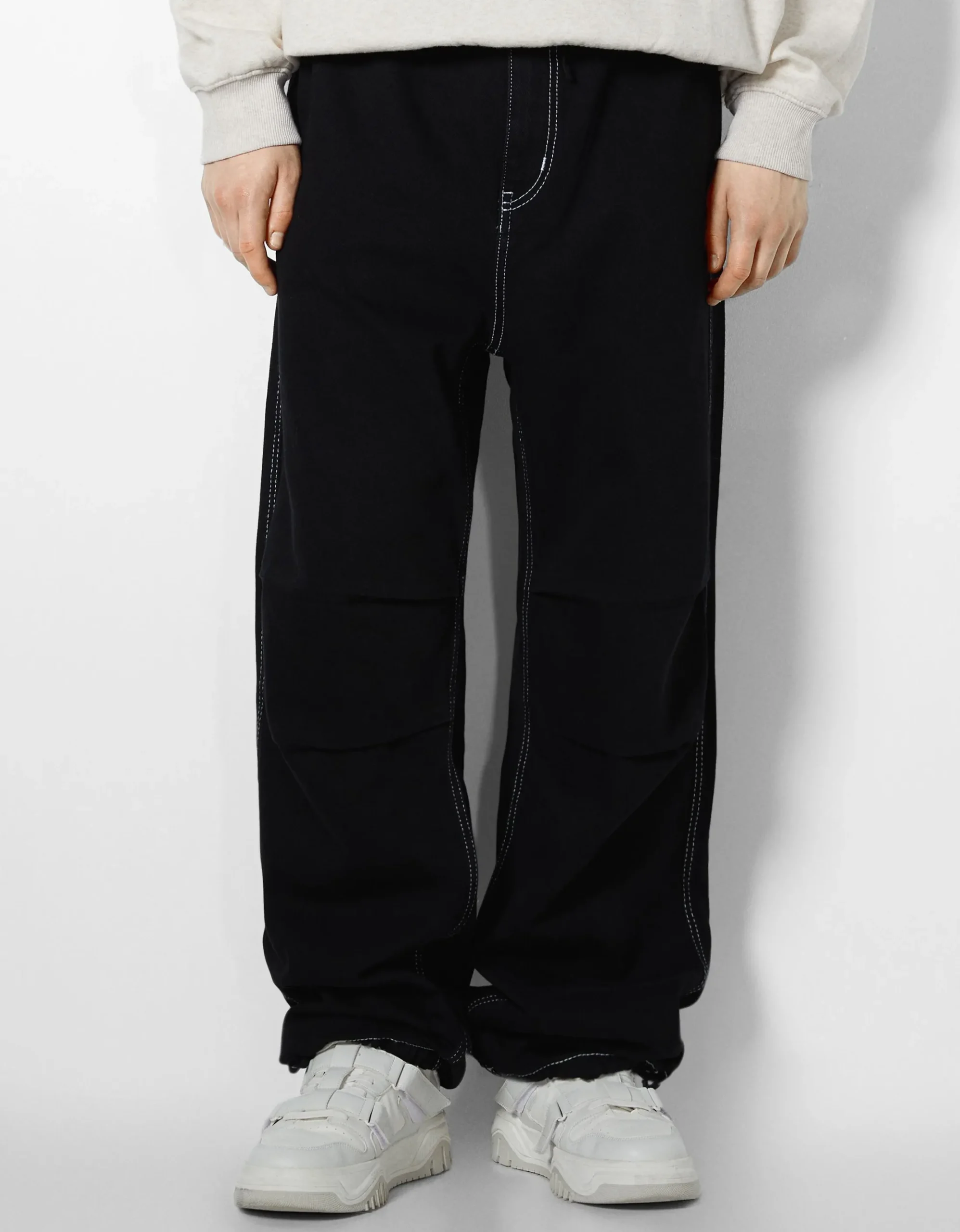 HOMME BERSHKA Pantalons et jeans*Jean parachute
