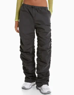 FEMME BERSHKA Vêtements*Jean parachute fronce latérale