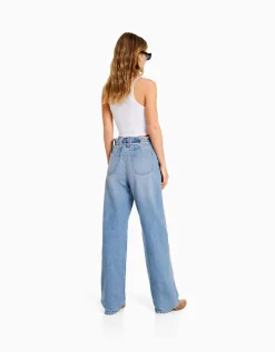 FEMME BERSHKA Vêtements*Jean straight taille élastique