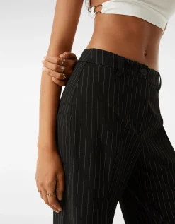 FEMME BERSHKA Tout voir*Lot 9 bagues pierres fantaisie