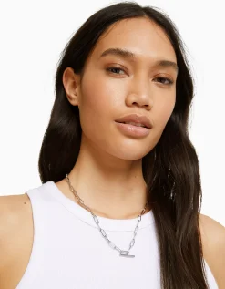FEMME BERSHKA Tout voir*Lot 3 colliers chaîne
