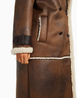 FEMME BERSHKA Trenchs et manteaux*Manteau long double face