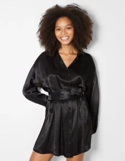 FEMME BERSHKA Robes*Mini-robe chemise satinée pinces ceinture