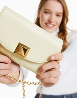 FEMME BERSHKA Tout voir*Mini-sac épaule carré détail