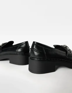 FEMME BERSHKA Chaussures plates*Mocassins avec chaîne
