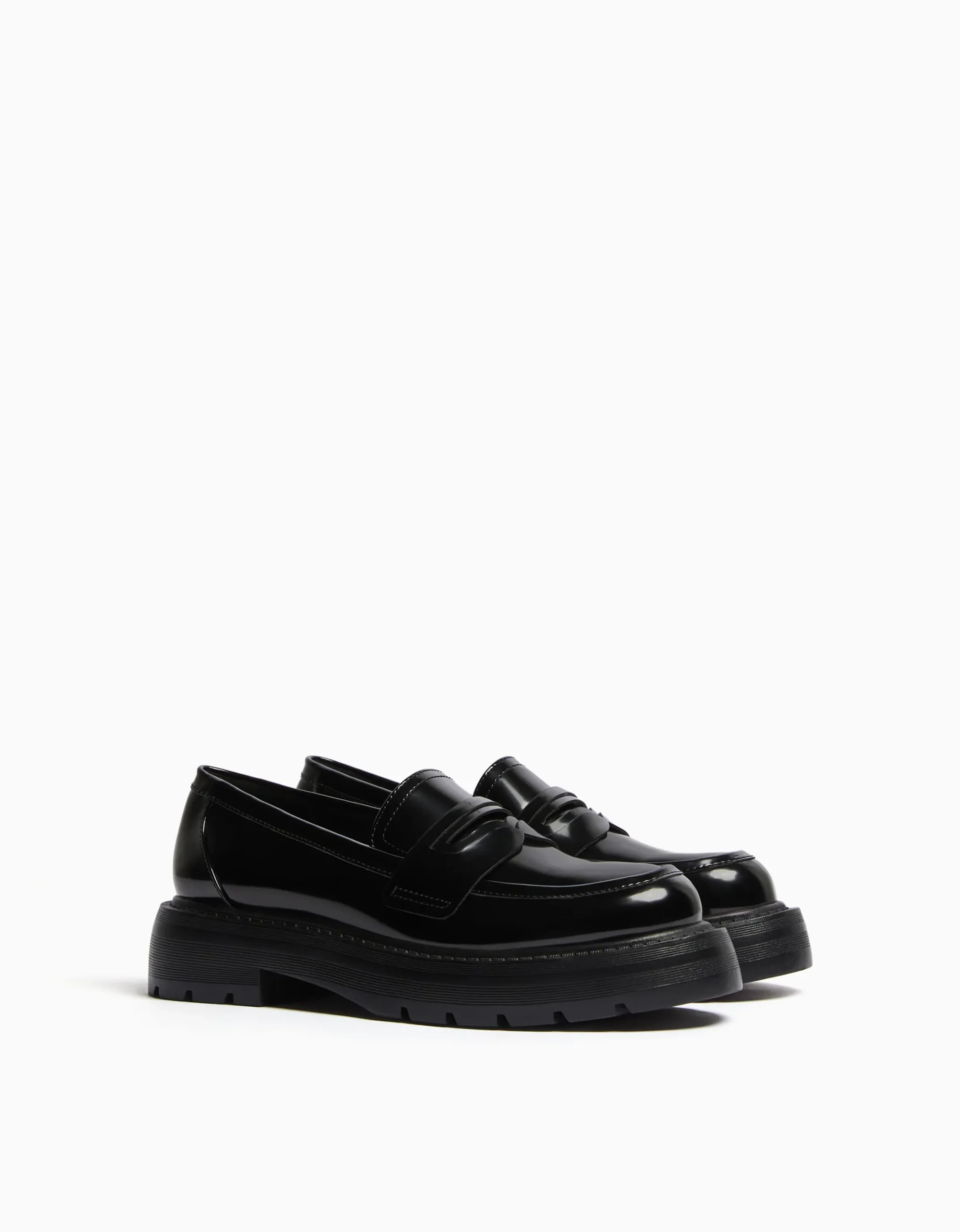 FEMME BERSHKA Chaussures plates*Mocassins patte semelle crantée