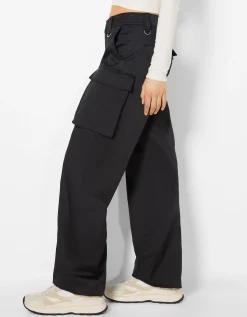 FEMME BERSHKA Pantalons*Pantalon cargo edgy