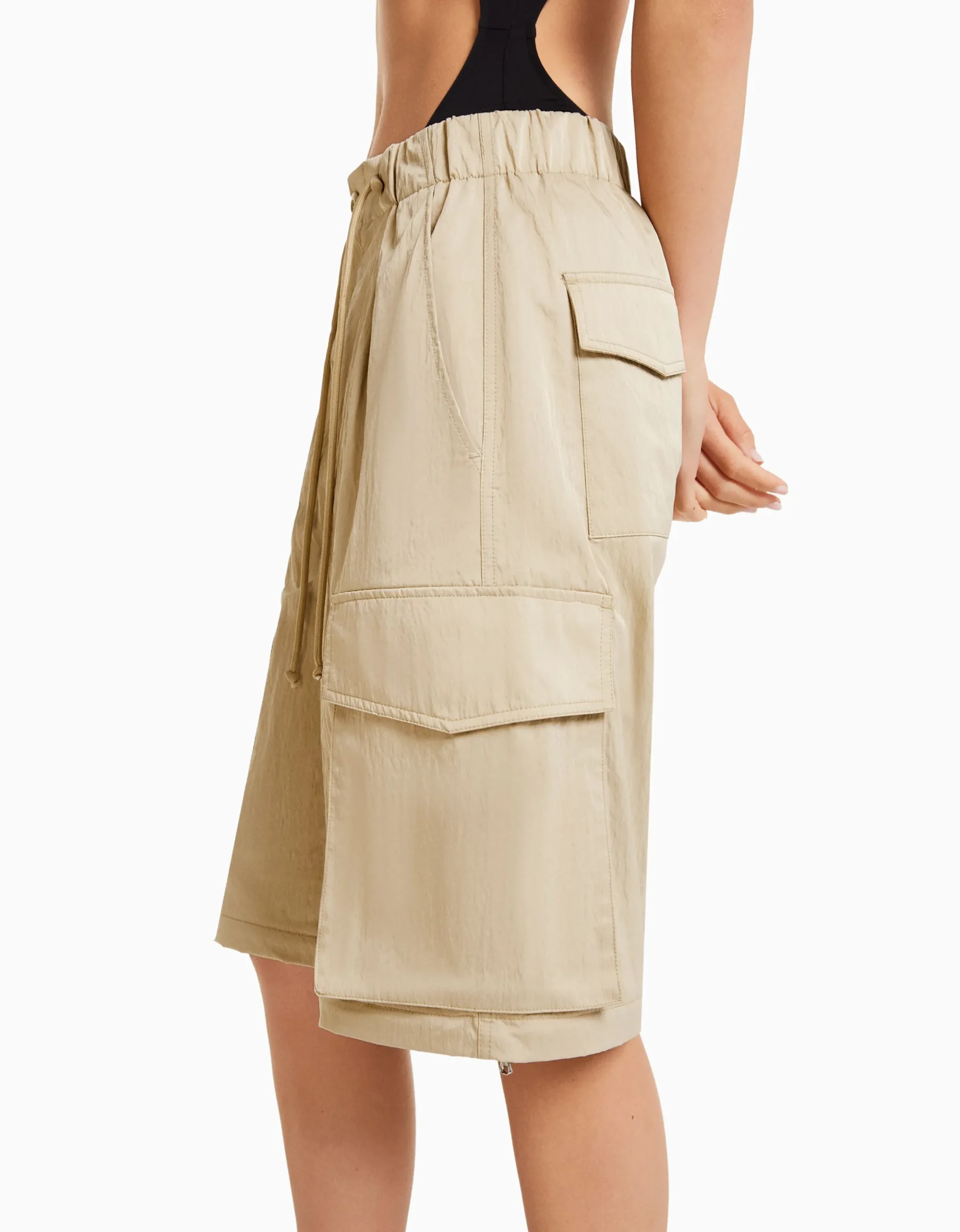 FEMME BERSHKA Vêtements*Pantalon cargo effet nylon