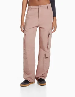 FEMME BERSHKA Pantalons*Pantalon cargo moulant serge multipoches