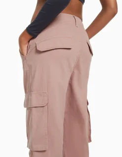 FEMME BERSHKA Pantalons*Pantalon cargo moulant serge multipoches