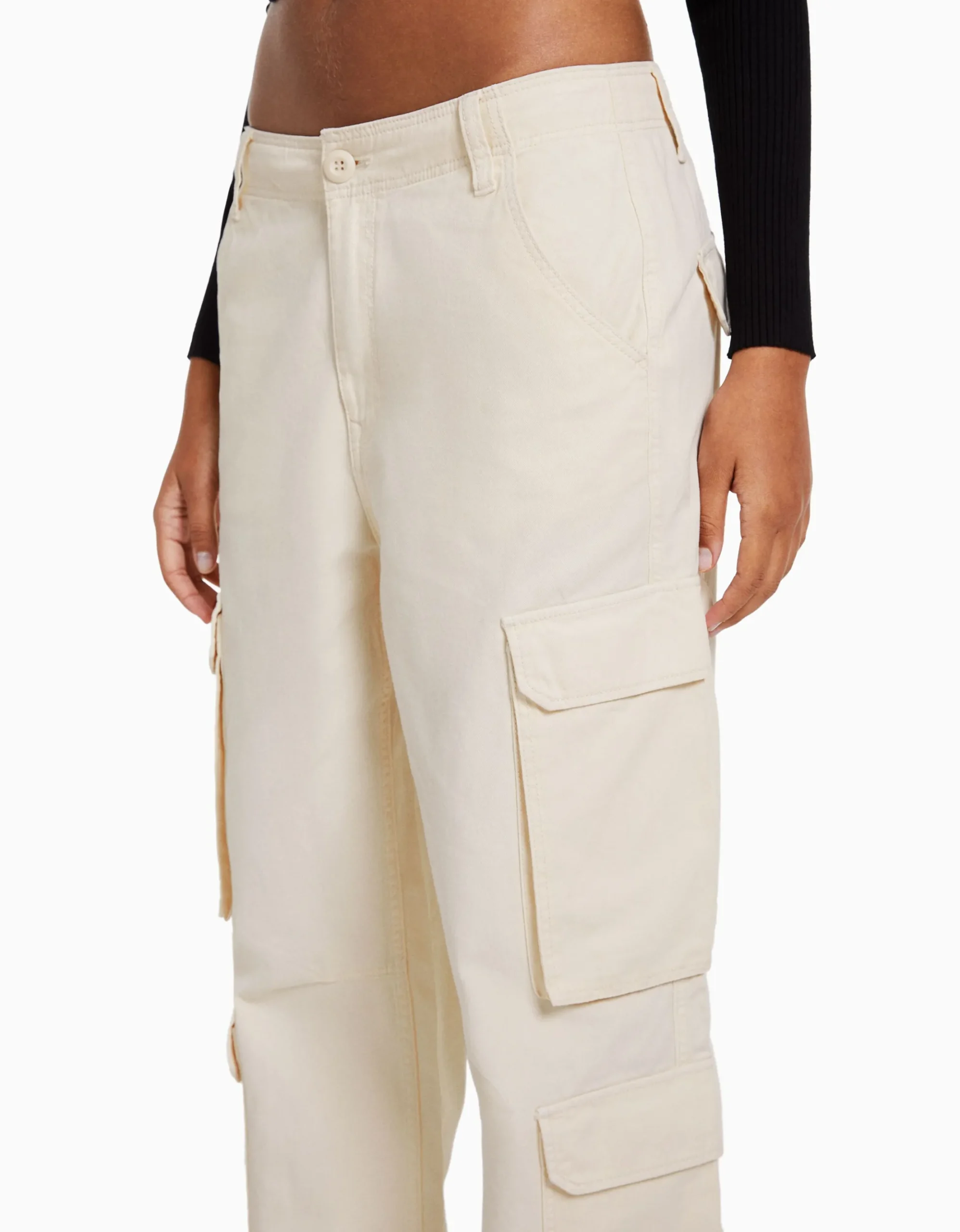 FEMME BERSHKA Vêtements*Pantalon cargo moulant serge multipoches