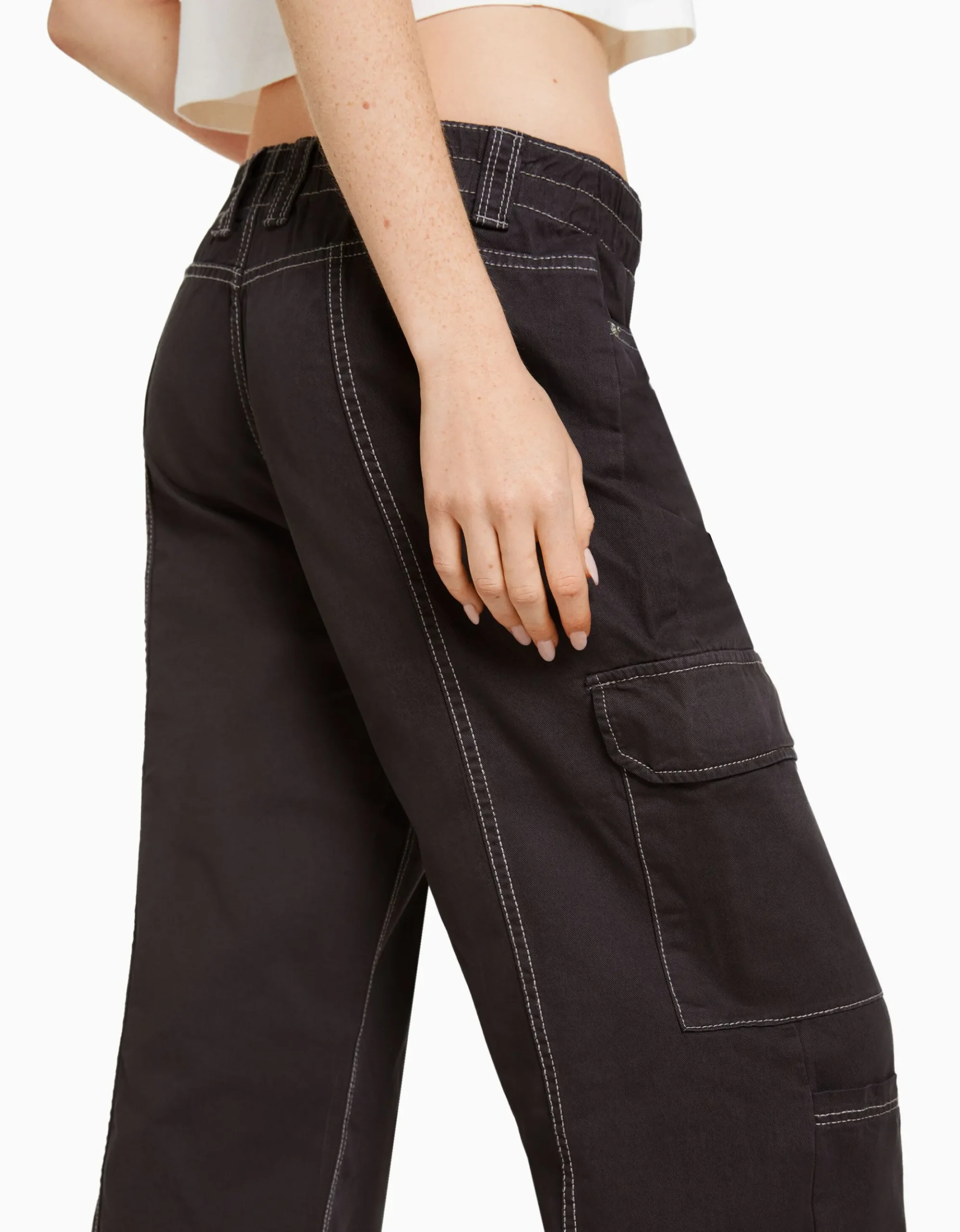 FEMME BERSHKA Vêtements*Pantalon cargo taille basse coton fil contraste