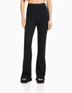 FEMME BERSHKA Pantalons*Pantalon flare bord-côte