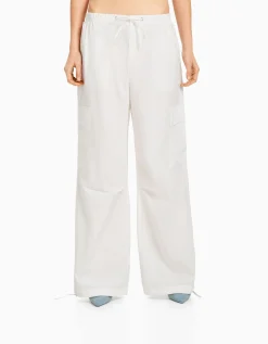 FEMME BERSHKA Vêtements*Pantalon jogger cargo parachute