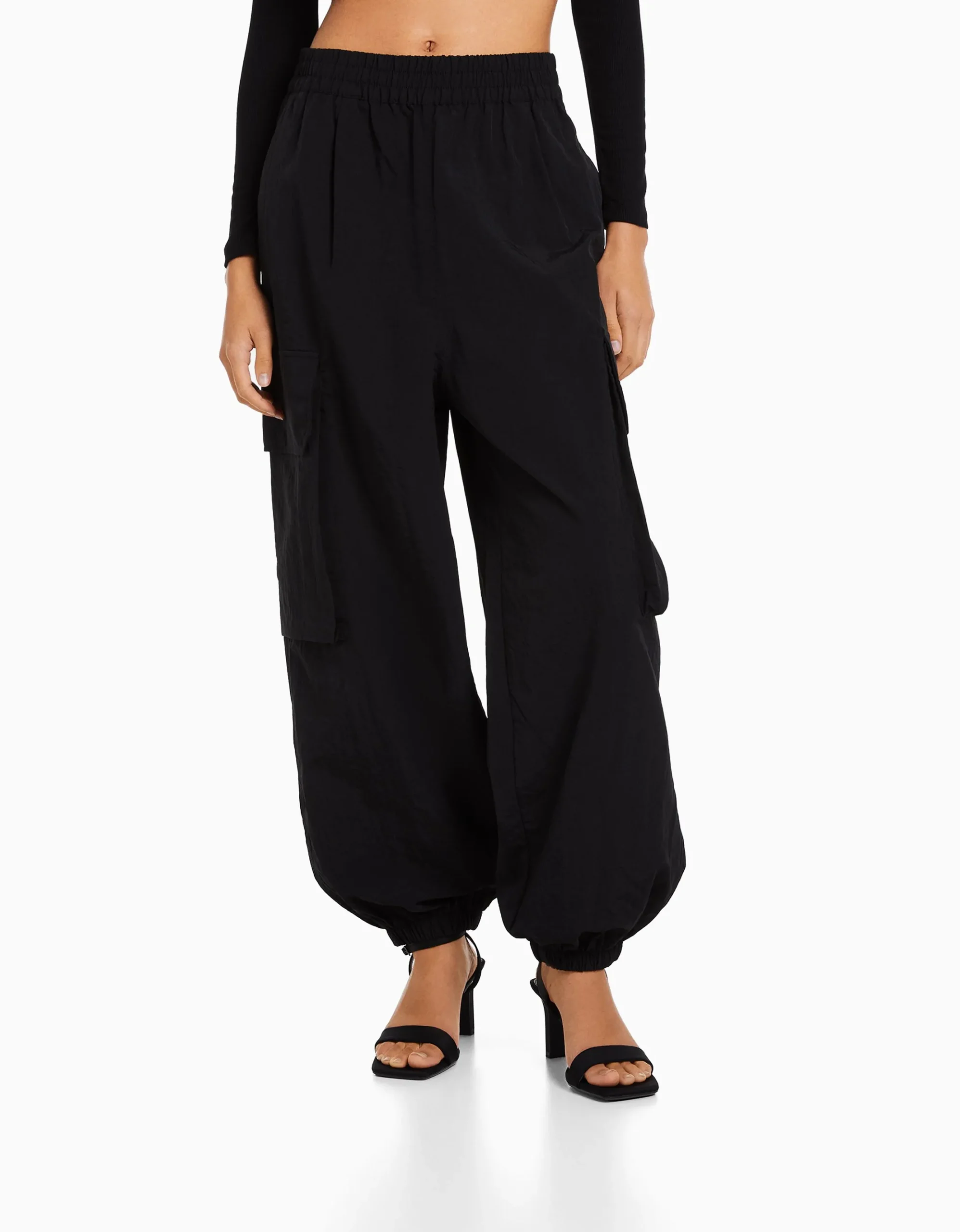 FEMME BERSHKA Vêtements*Pantalon jogger cargo poches effet nylon