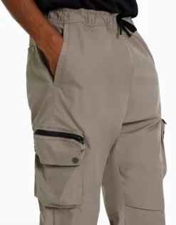 HOMME BERSHKA Pantalons*Pantalon jogger technique multifonction