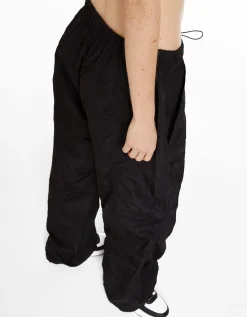FEMME BERSHKA Vêtements*Pantalon parachute nylon