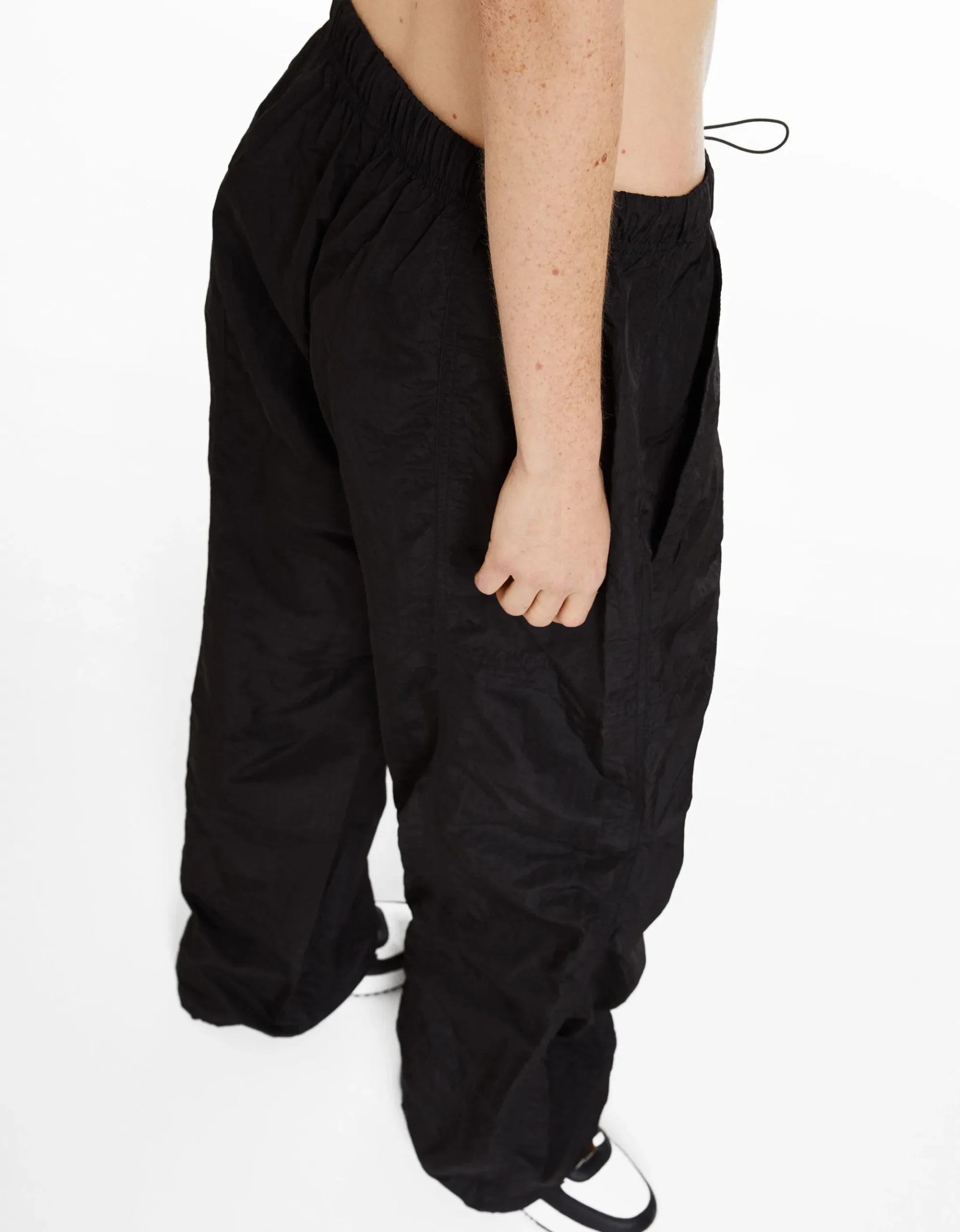FEMME BERSHKA Vêtements*Pantalon parachute nylon