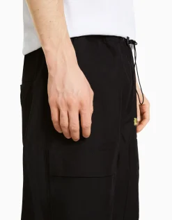 HOMME BERSHKA Collaborations®*Pantalon parachute TOKYO REVENGERS