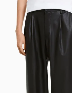 HOMME BERSHKA Pantalons*Pantalon semi jogger similicuir