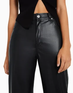 FEMME BERSHKA Similicuir*Pantalon straight slim similicuir
