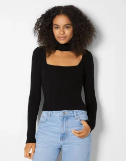FEMME BERSHKA Pulls*Pull col style collier ras du cou