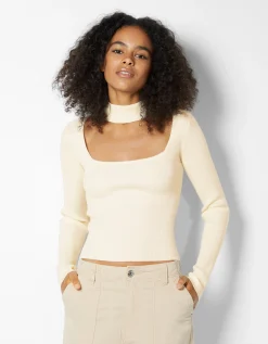 FEMME BERSHKA Pulls*Pull col style collier ras du cou