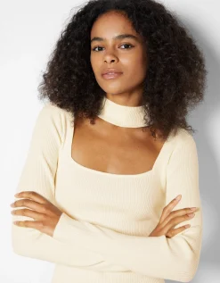 FEMME BERSHKA Pulls*Pull col style collier ras du cou
