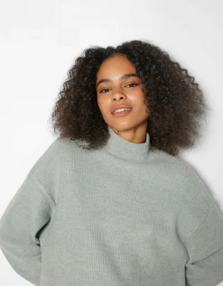 FEMME BERSHKA Robes*Robe courte manches longues