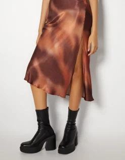 FEMME BERSHKA Robes*Robe midi satinée bretelle fine double