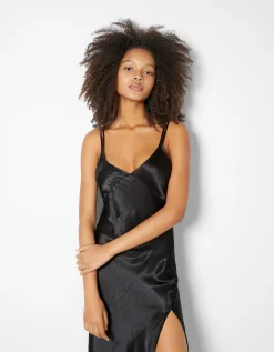 FEMME BERSHKA Robes*Robe midi satinée bretelle fine double